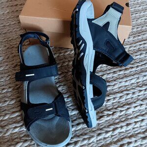 Men's Waterproof Hiking Beach Sandal with Arch Support and Open Toe